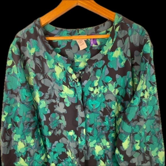 Catherines Women's Sz 3XP (26/ 28WP) Green Blouse V Neck Long Sleeve Career - Picture 2 of 11